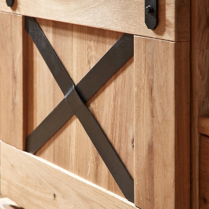 Szafka RTV dębowa II Nyks