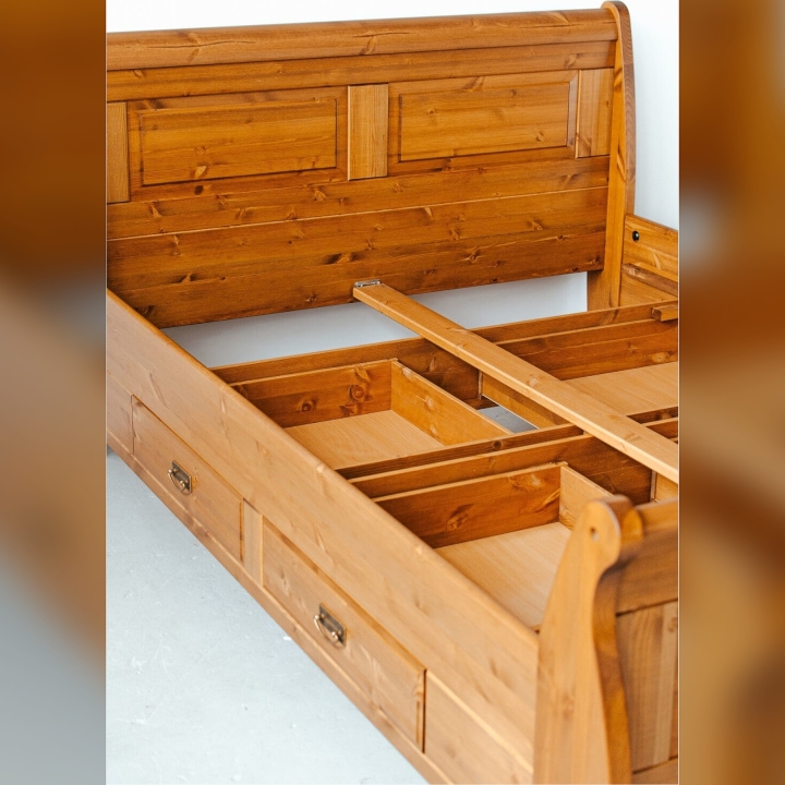 Łóżko sosnowe z szufladami Sycylia 180x200