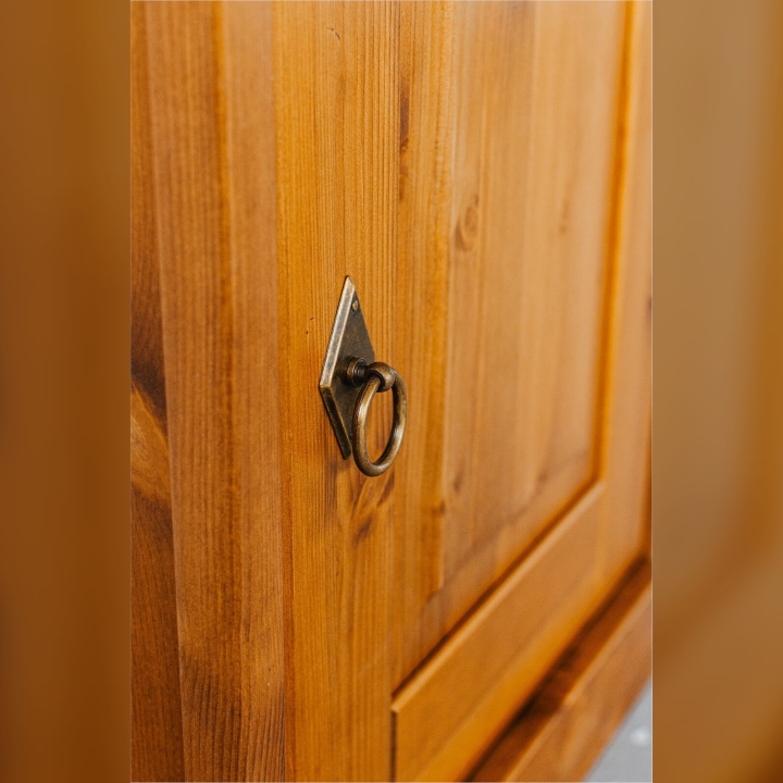 Szafka nocna sosnowa Sycylia