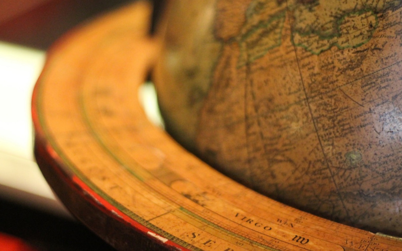 Jak odświeżyć stary mebel?