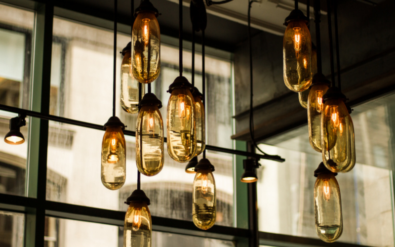 Oświetlenie salonu jest ważniejsze niż myślisz