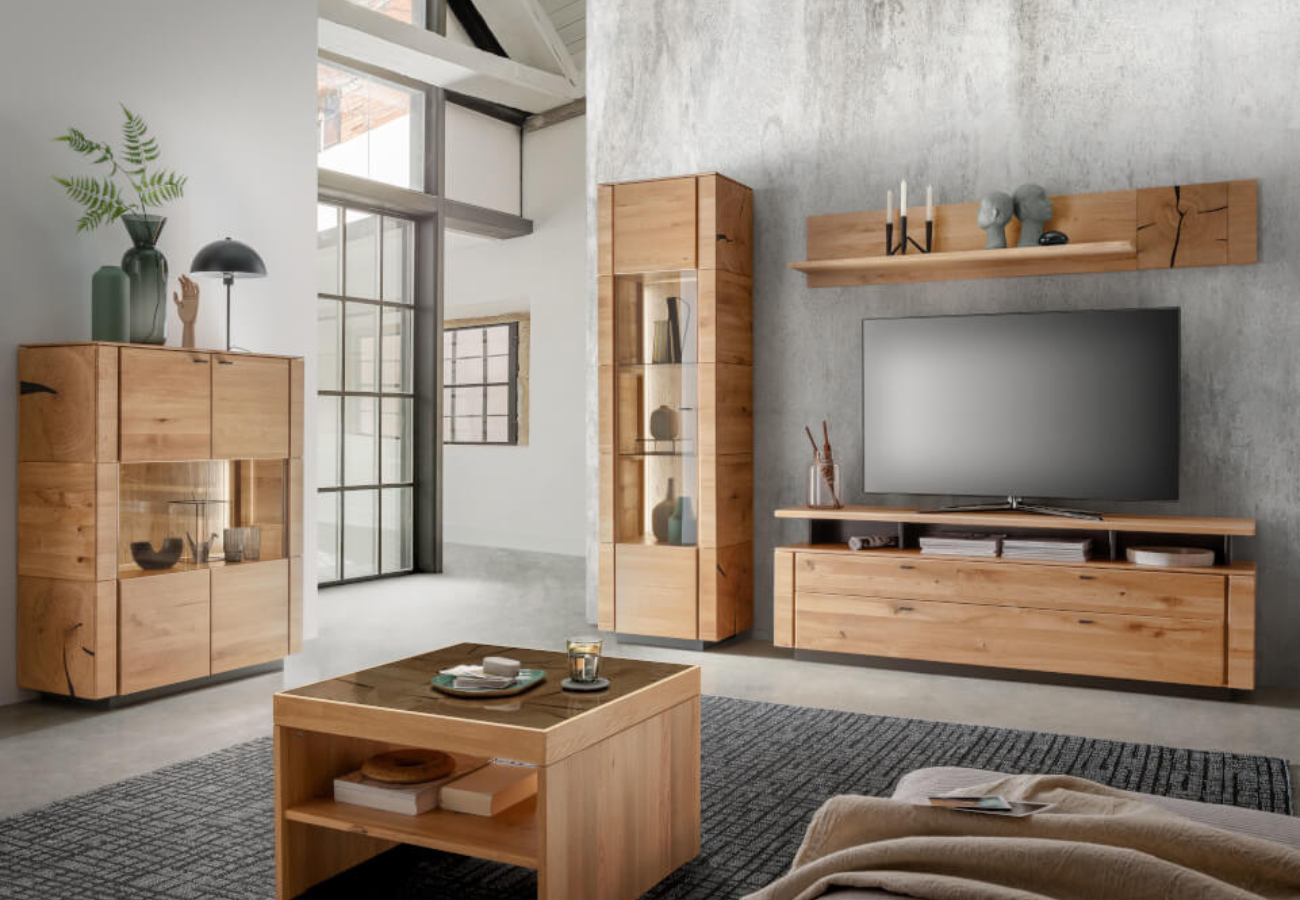 Dlaczego warto wybrać drewniane meble do salonu?