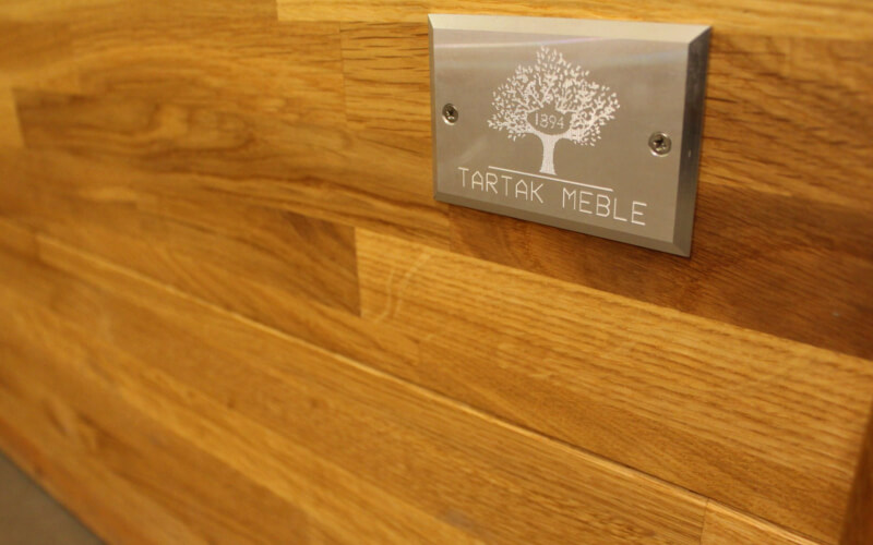 Łóżko z drewna olejowanego