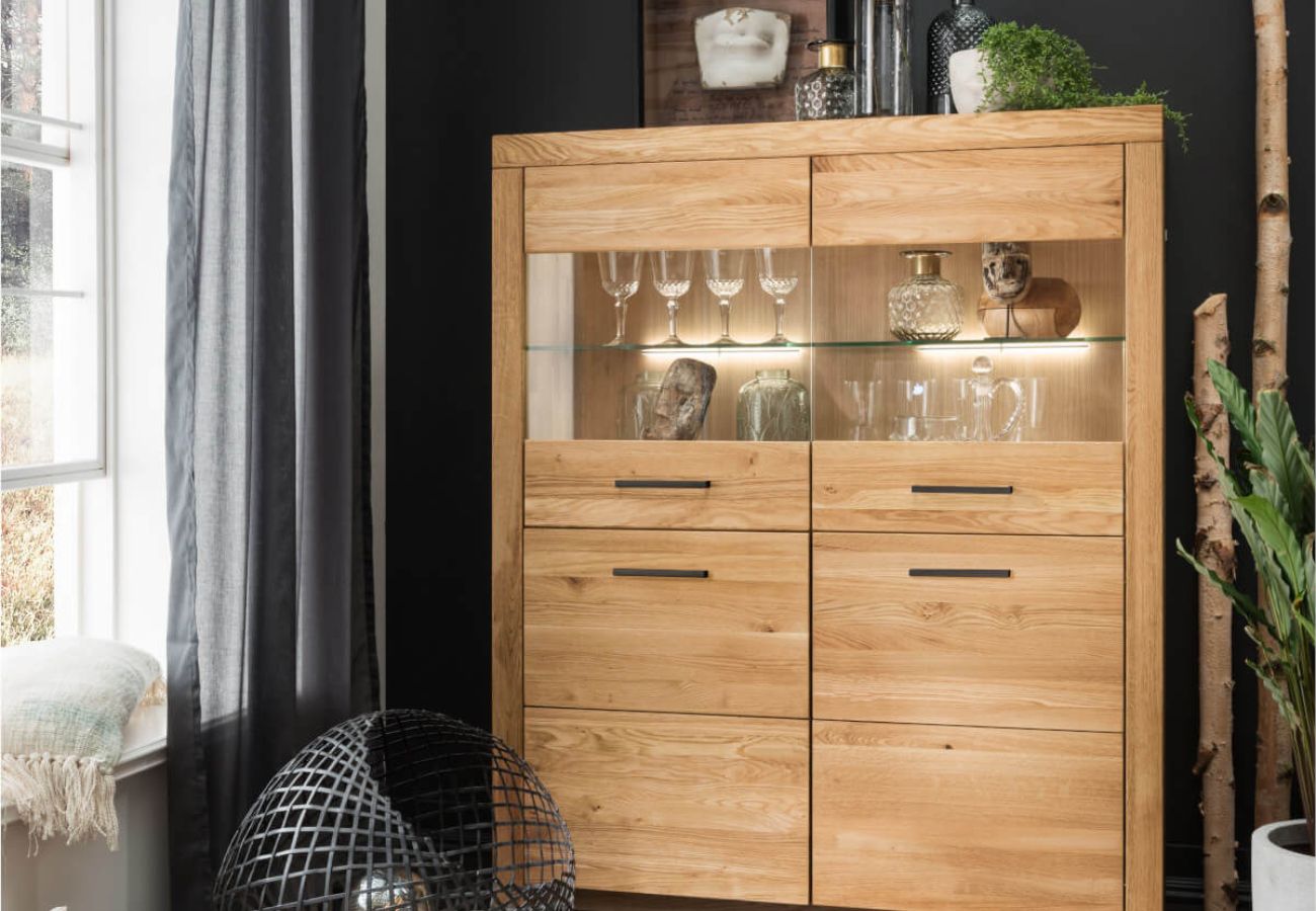 Meble drewniane w stylu rustykalnym: Powrót do korzeni