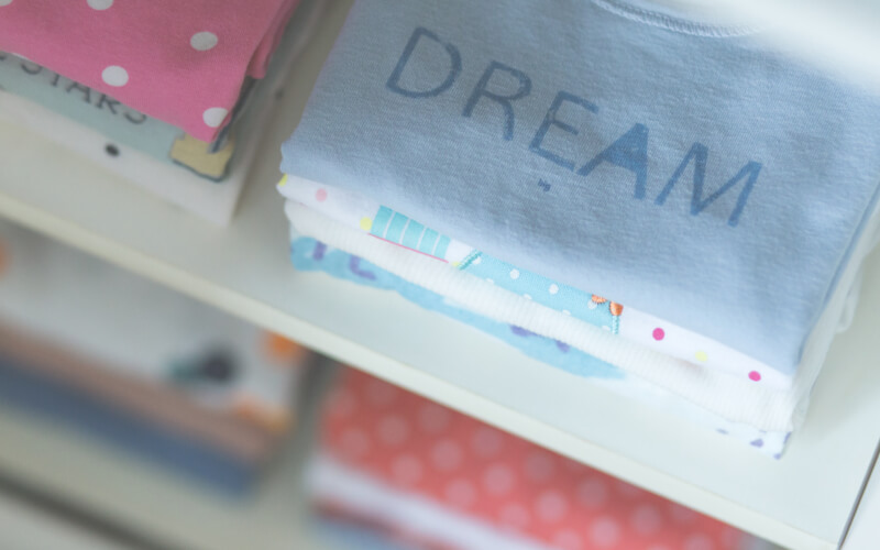 Szafy wnękowe, systemowe i tradycyjne którą wybrać?